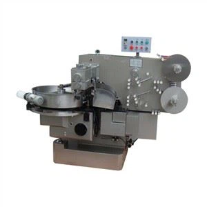 „Double Twist“ saldainių vyniojimo mašina