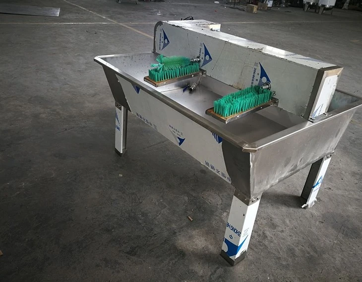Bottle Brushing Washing Machine