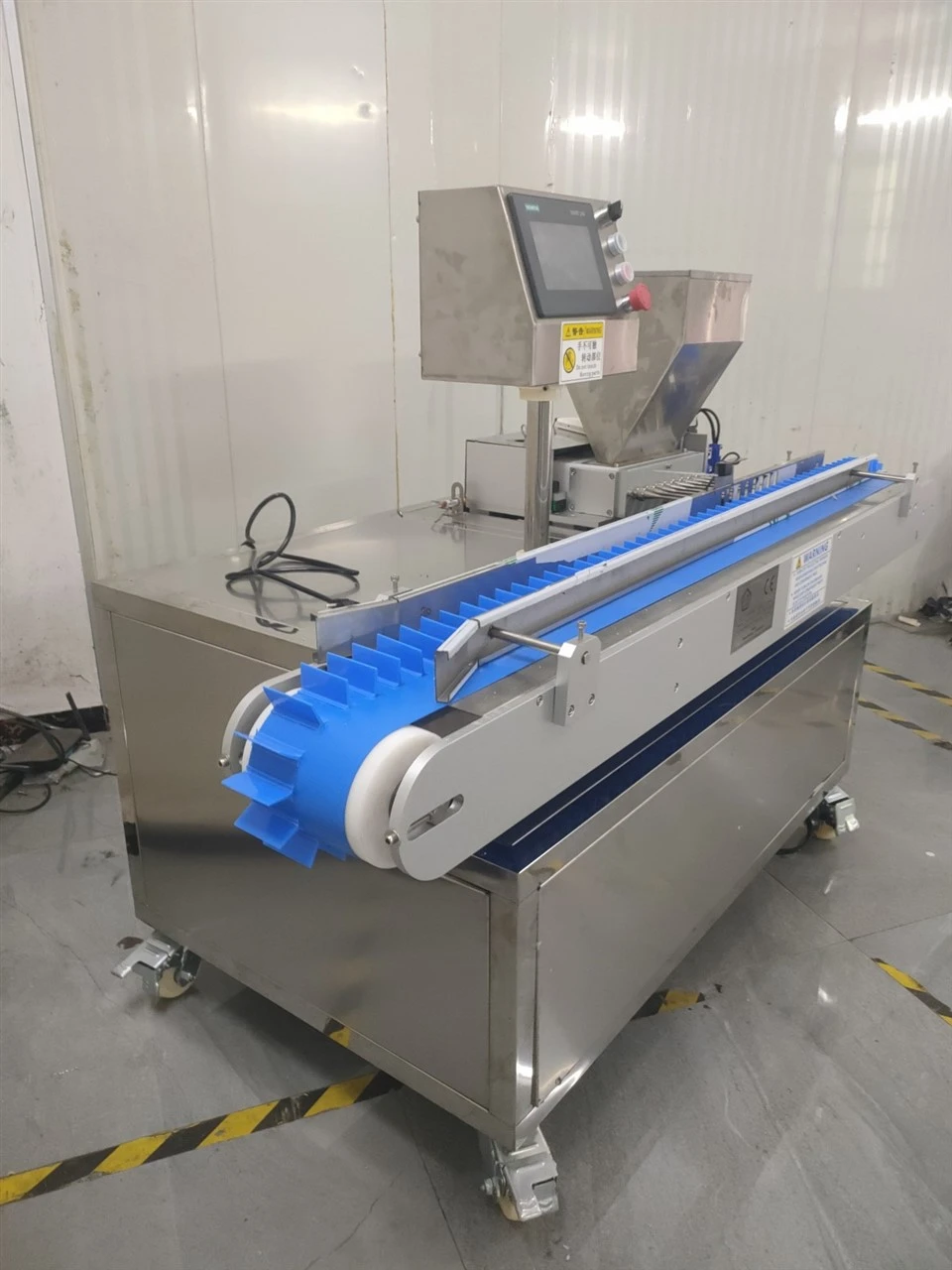 bread filling machine (8)